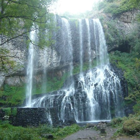 Le Puy-en-VelayLe Petit St Clairアパートメント エクステリア 写真