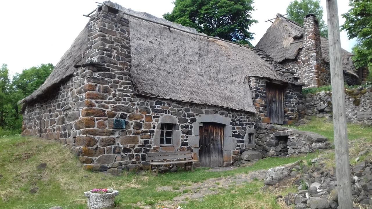 Le Puy-en-VelayLe Petit St Clairアパートメント エクステリア 写真